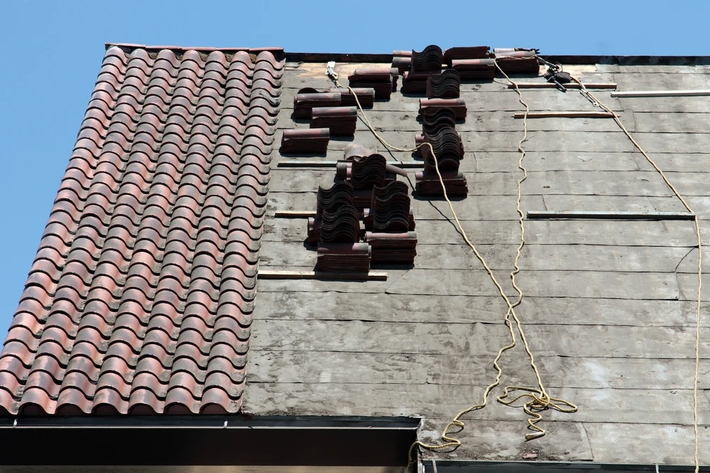 Couvreur à Loisin : entretien et réparation de toiture